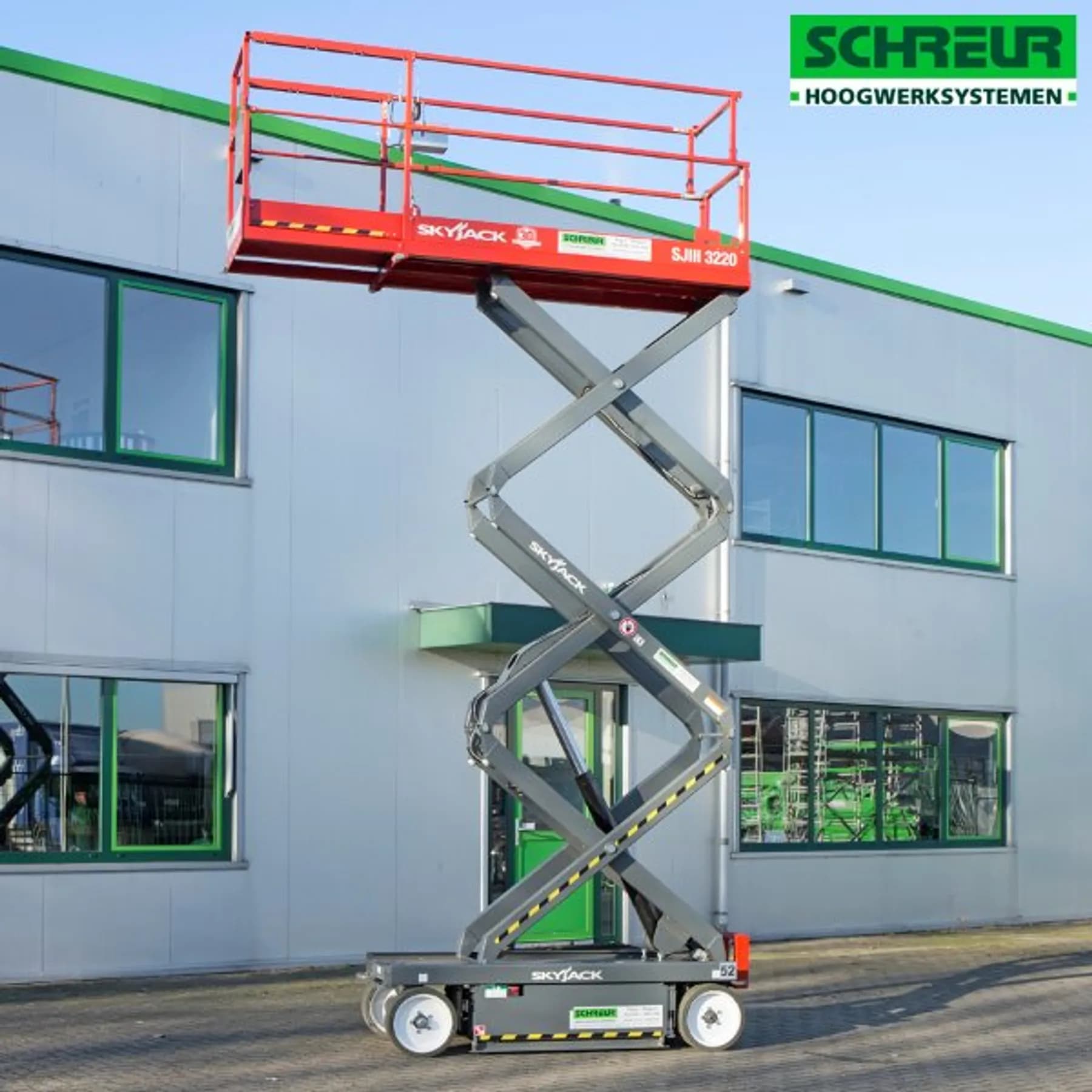 SkyJack SJ3220 schaarhoogwerker accu