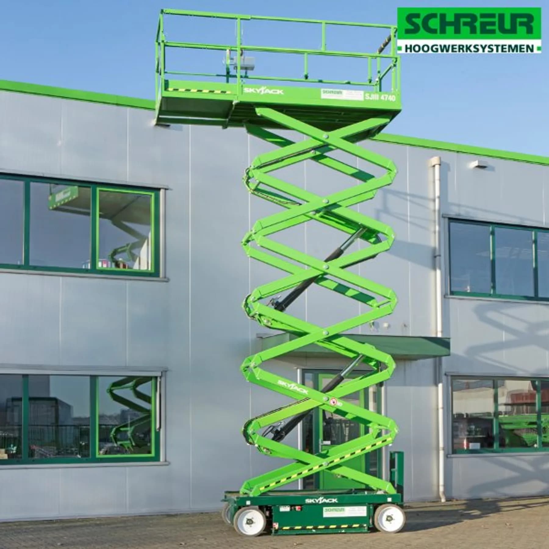 SkyJack SJ4740 schaarhoogwerker accu