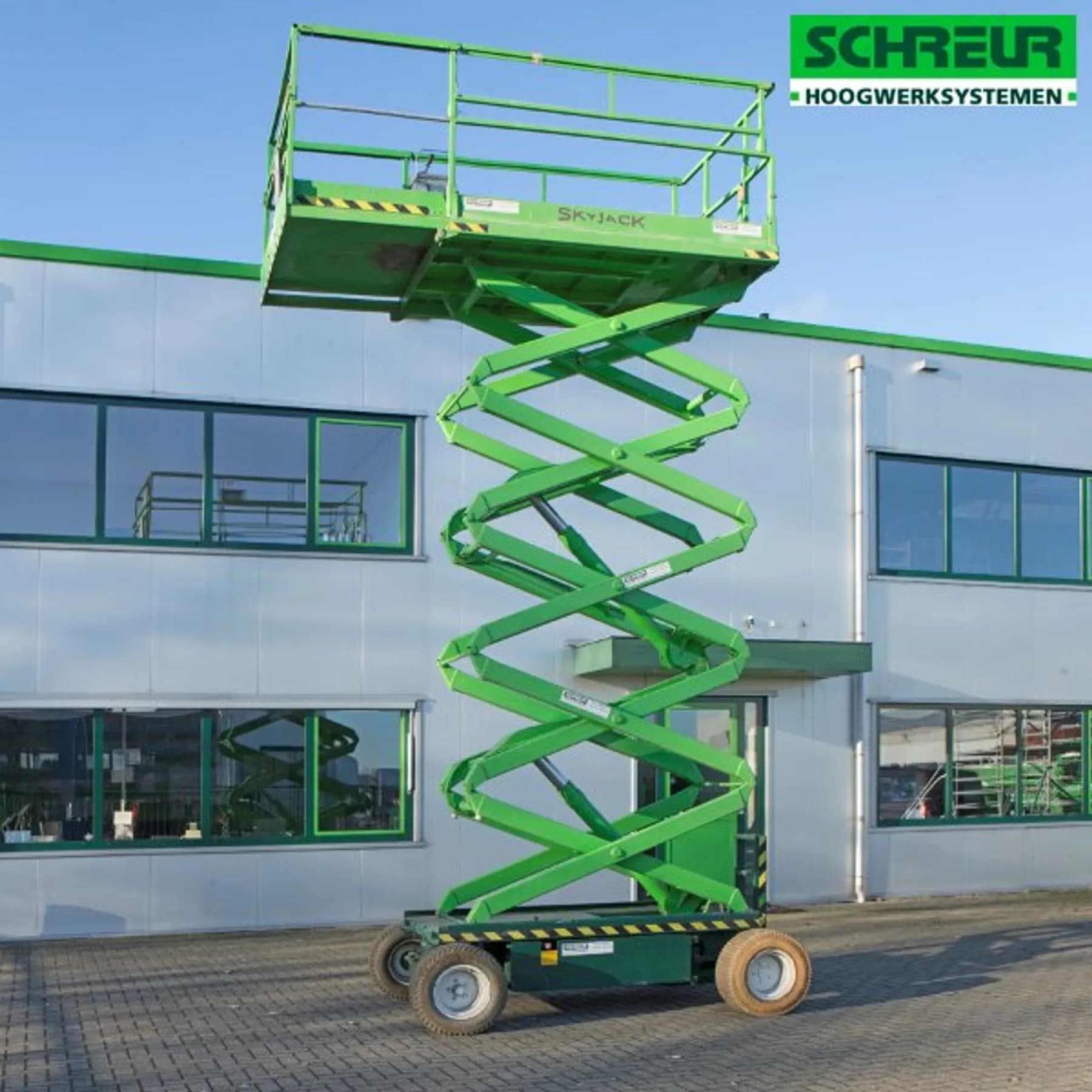 SkyJack SJ8841 schaarhoogwerker accu