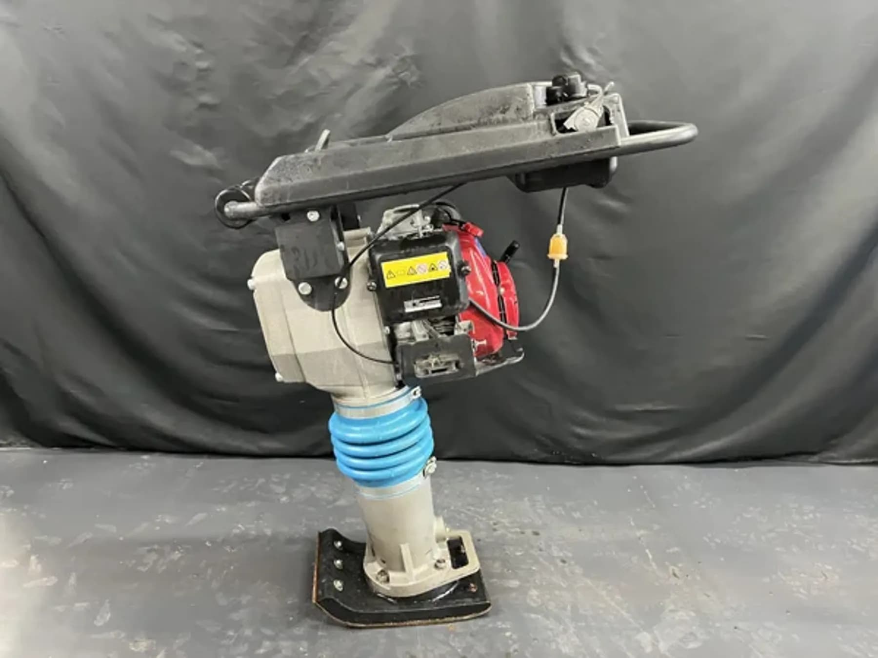 Sleuvenstamper