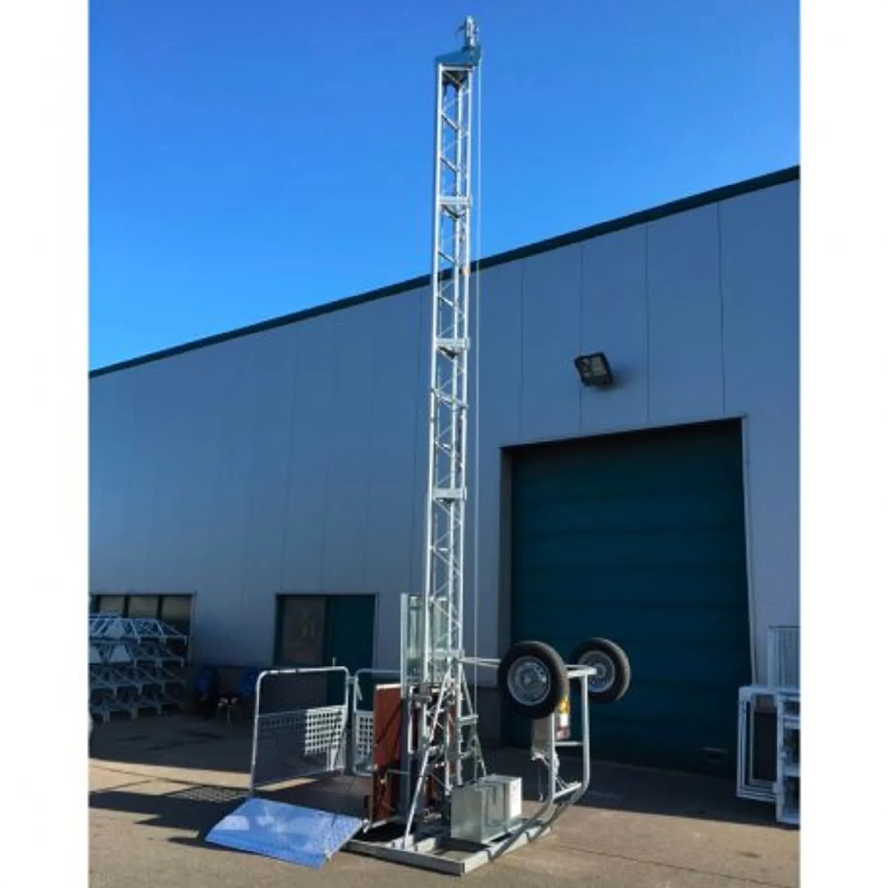 Bouwlift 7.50 m 230 V