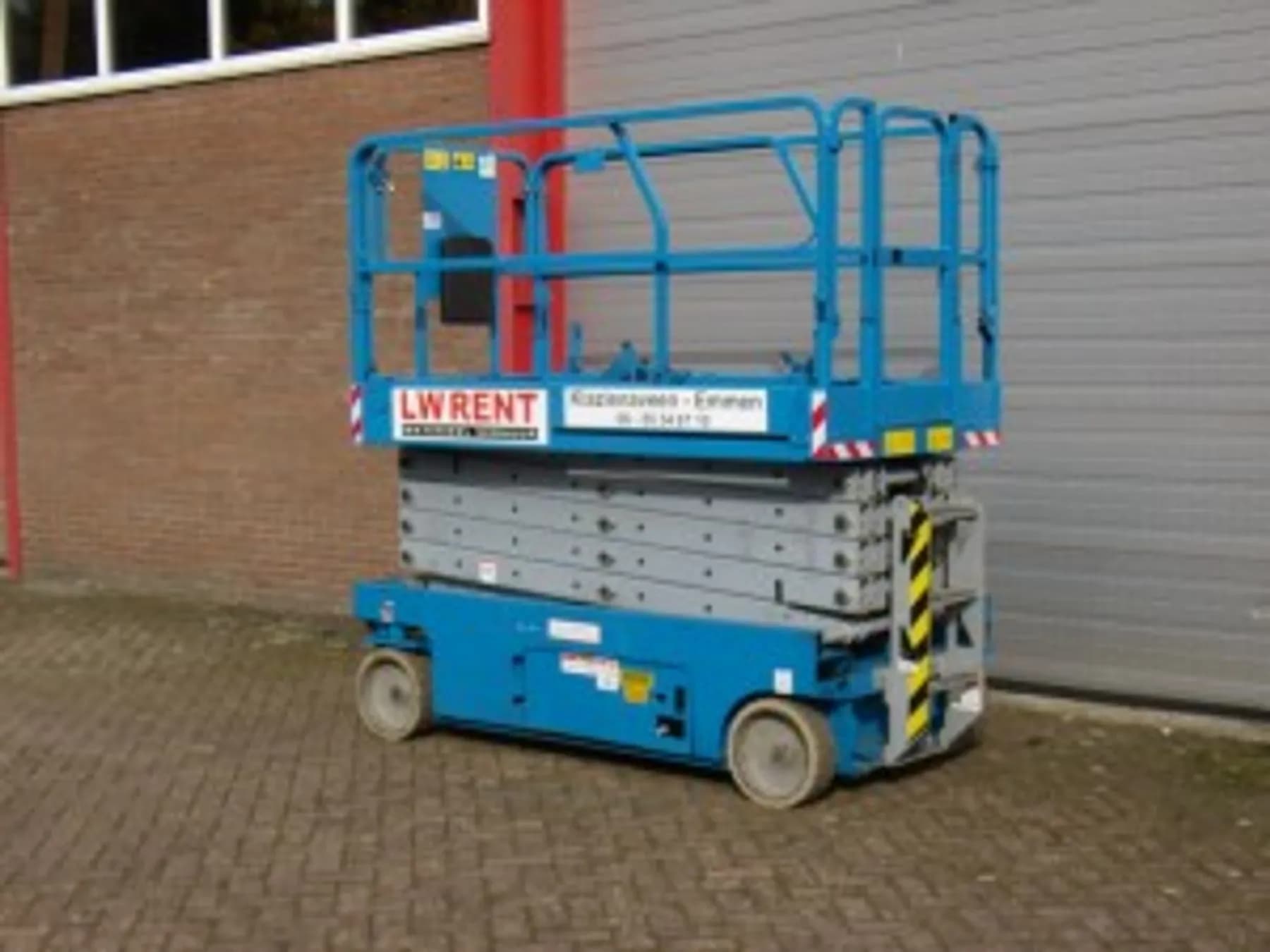 Schaarhoogwerker 9.90 m accu