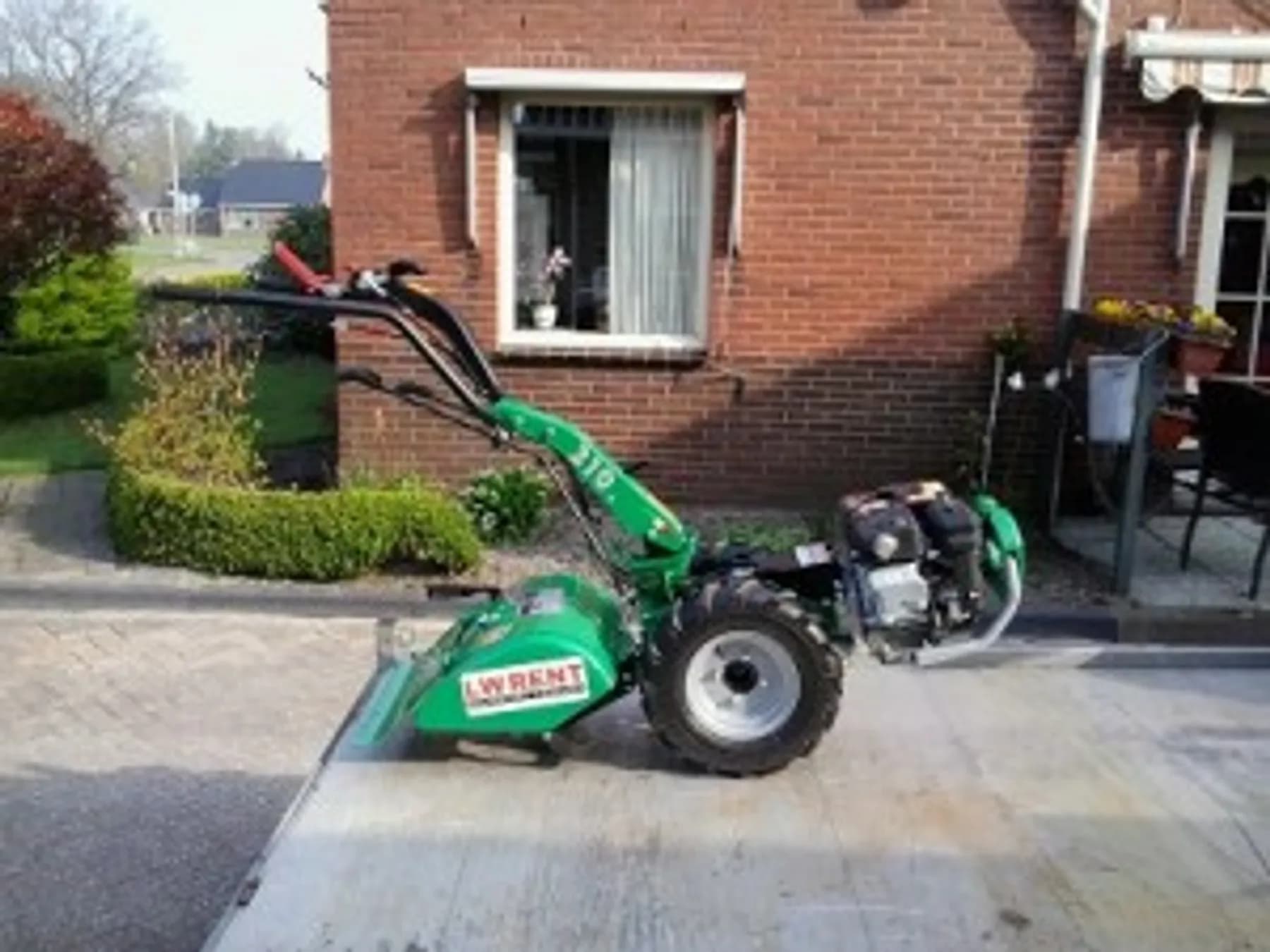 Grond-tuinfreesmachine compact