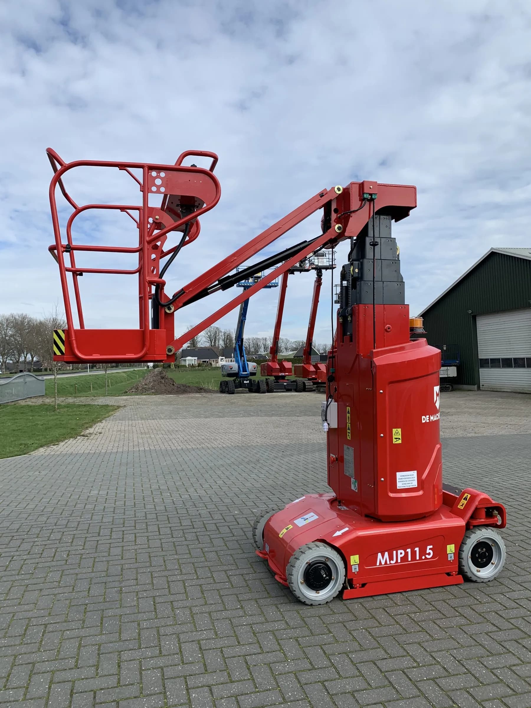 11 m masthoogwerker