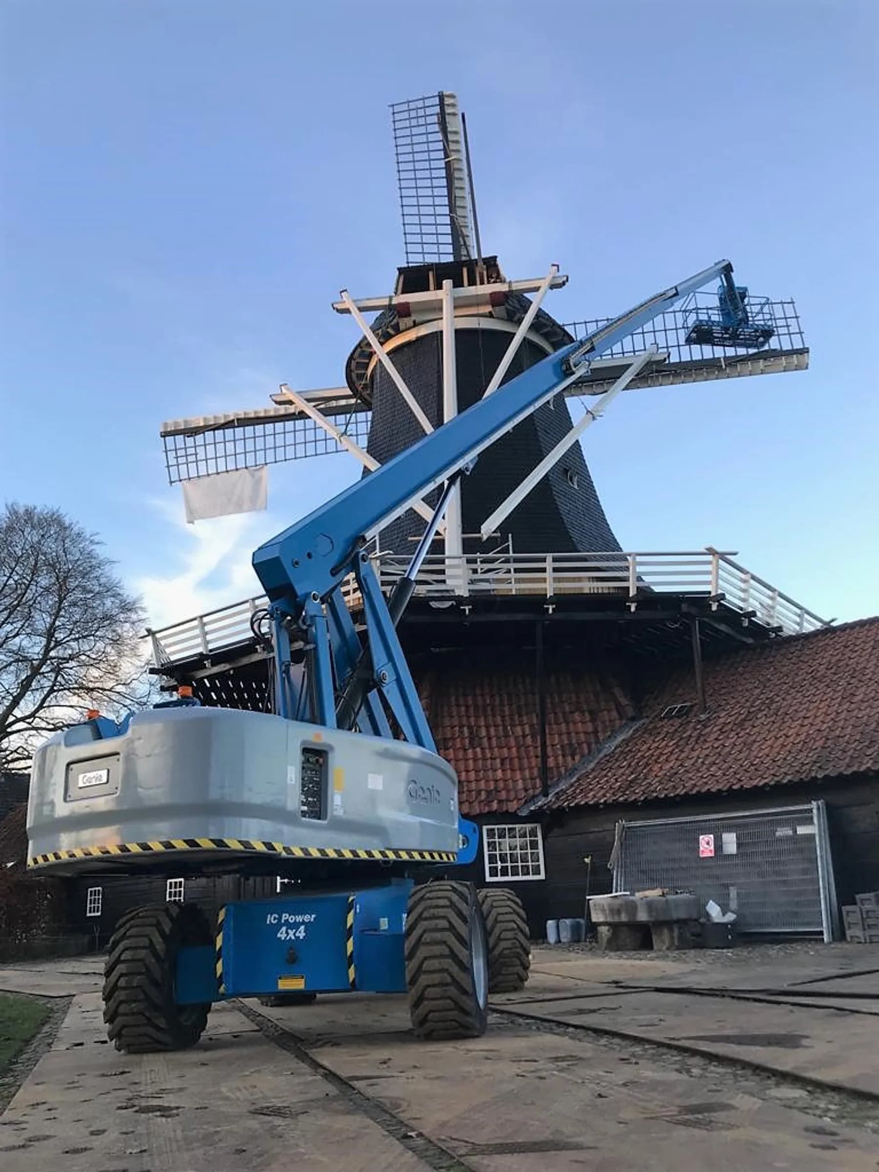 28 m Telescoophoogwerker 4×4