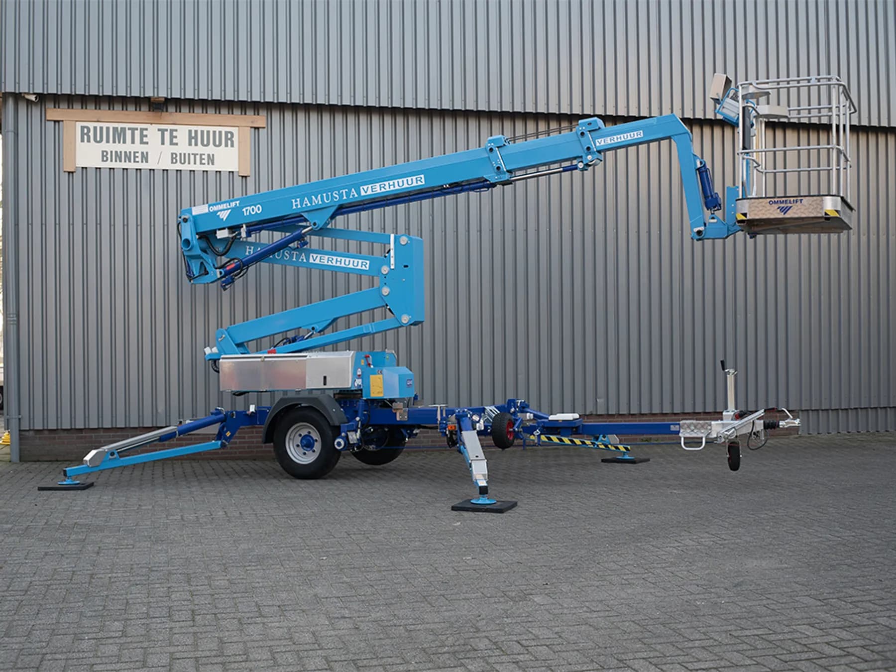 knikgiek-telescoophoogwerker 17 meter