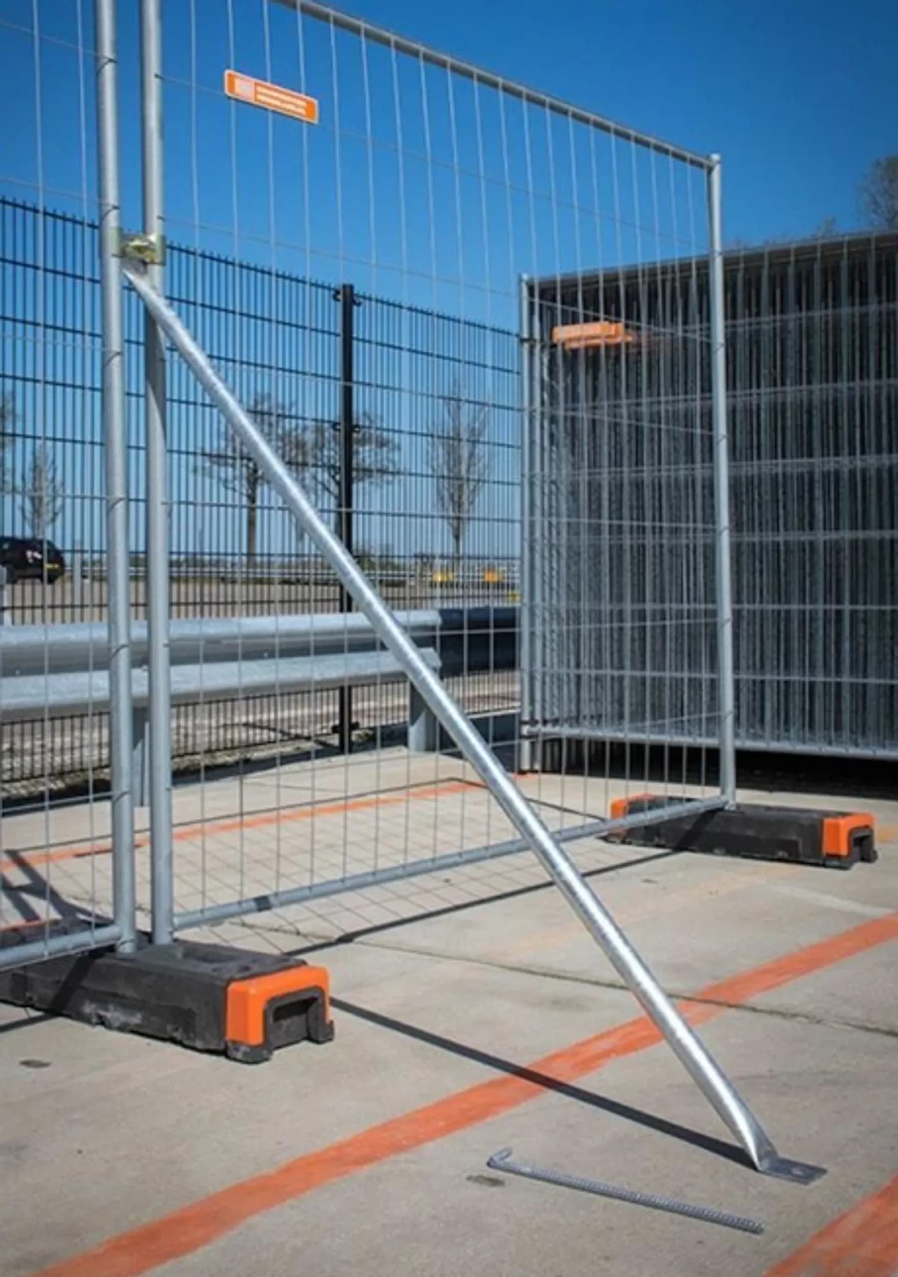 Bouwhekschoor inclusief grondpen